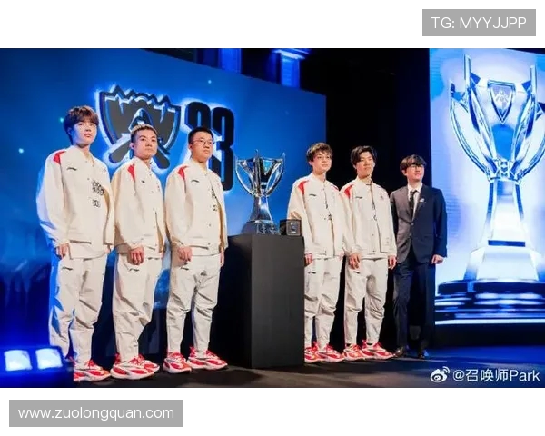 BLG与TES巅峰对决 谁能在LPL赛场上笑到最后挑战冠军荣耀