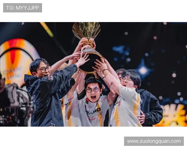 EDG鏖战JDG巅峰对决再起电竞风云谁能问鼎荣耀之巅 EDG鏖战JDG巅峰对决再起电竞风云谁能问鼎荣耀之巅