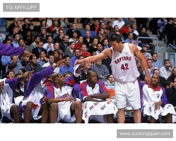 巴特尔:从草原少年到篮球巨星的传奇人生与跨界影响 巴特尔:从草原少年到篮球巨星的传奇人生与跨界影响