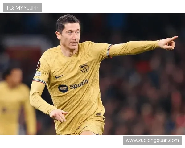 罗伯特莱万多夫斯基如何以精准射术与领袖气质统治欧洲足坛赛场