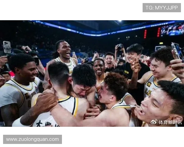 孙铭徽：从青涩新星到篮球场上的闪耀领袖之路